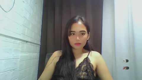 Snapshot of sweet_laika chatting on 4, 10, 2025 LAIKA online show from 4, 10, 2025