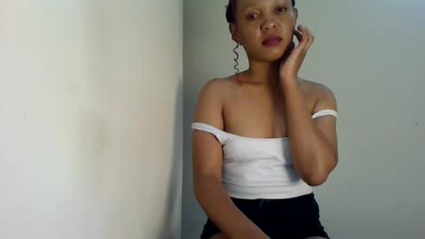 Snapshot of sweet_likey chatting on 25, 6, 2026 sweet likey online show from 25, 6, 2026