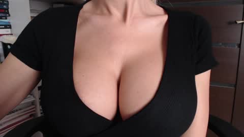 Jen online show from 21, 10, 2025