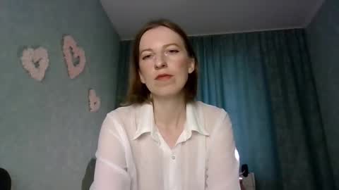 Snapshot of sweet_lilbunny chatting on 10, 9, 2025 sweet_lilbunny online show from 10, 9, 2025