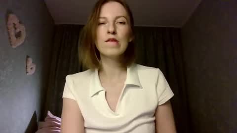 Snapshot of sweet_lilbunny chatting on 22, 11, 2025 sweet_lilbunny online show from 22, 11, 2025