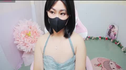 Lily online show from 30, 4, 2026