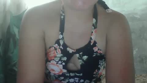 sweet_lily0613 online show from 8, 2, 2025