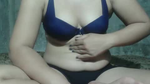 sweet_lily0613 online show from 18, 2, 2025