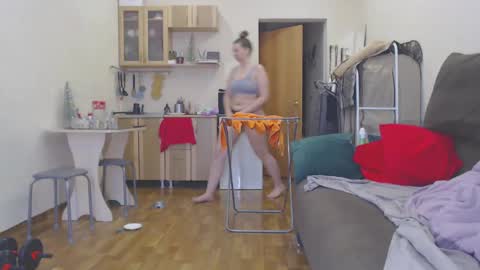 Snapshot of sweet_martinique chatting on 6, 2, 2025 TexasPAWG101 online show from 6, 2, 2025