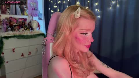 Snapshot of sweet_melissa133 chatting on 21, 12, 2024 Melissa. Join me on Fansly link in social medias online show from 21, 12, 2024