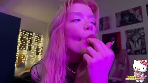 Snapshot of sweet_melissa133 chatting on 20, 1, 2025 Melissa. Join me on Fansly link in social medias online show from 20, 1, 2025