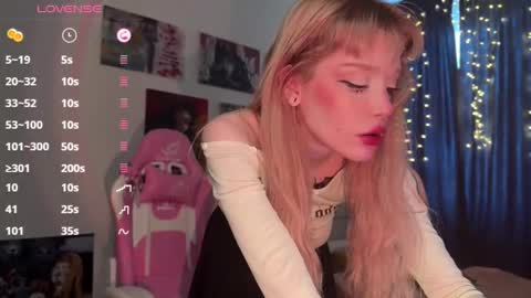 Snapshot of sweet_melissa133 chatting on 8, 3, 2025 Melissa. Join me on Fansly link in social medias online show from 8, 3, 2025