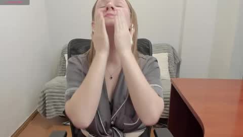 Mila online show from 24, 4, 2026