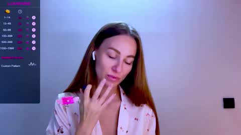 Snapshot of sweet_mia_91 chatting on 21, 9, 2025 Mia online show from 21, 9, 2025