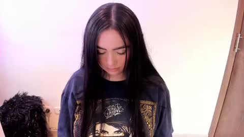 Snapshot of sweet_miiaa chatting on 26, 4, 2026 Mia Johns online show from 26, 4, 2026