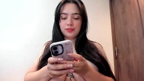 Snapshot of sweet_miiaa chatting on 29, 5, 2026 Mia Johns online show from 29, 5, 2026