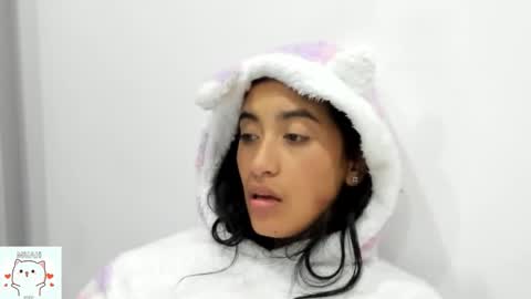 Snapshot of sweet_nhaomy chatting on 17, 9, 2025 Nhaomy online show from 17, 9, 2025