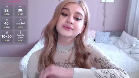Snapshot of sweet_nicole_333 chatting on 10, 3, 2025 sweet_nicole_333 online show from 10, 3, 2025