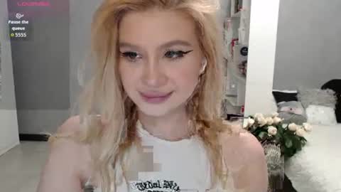 sweet_nicole_333 online show from 11, 10, 2025