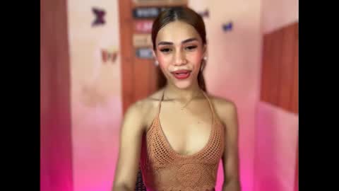Snapshot of sweet_nikki03 chatting on 20, 9, 2025 sweet_nikki03 online show from 20, 9, 2025