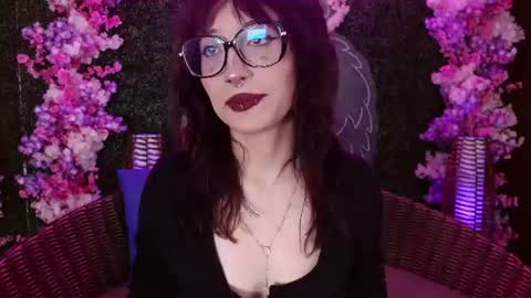 Snapshot of sweet_roxanee chatting on 24, 6, 2026 Roxanee online show from 24, 6, 2026