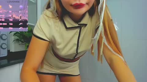 Snapshot of sweet_sabriina chatting on 12, 6, 2026 Sabina online show from 12, 6, 2026