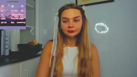 Snapshot of sweet_sabriina chatting on 16, 6, 2026 Sabina online show from 16, 6, 2026