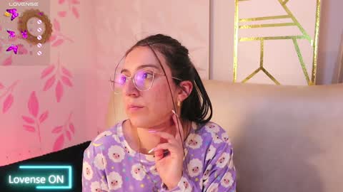 Snapshot of sweet_sammy_7 chatting on 22, 1, 2025 Sammy Lauren online show from 22, 1, 2025