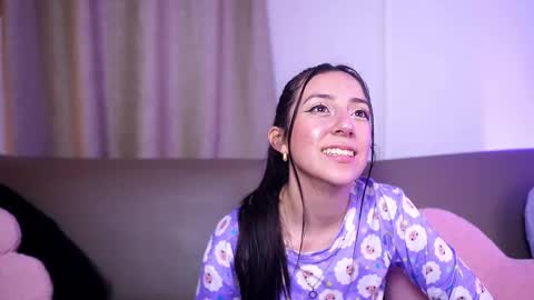 Snapshot of sweet_sammy_7 chatting on 26, 9, 2025 Sammy Lauren online show from 26, 9, 2025