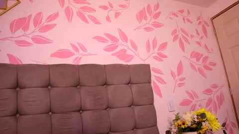 Snapshot of sweet_sammy_7 chatting on 10, 11, 2025 Sammy Lauren online show from 10, 11, 2025