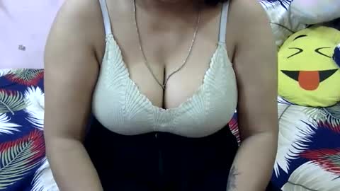 Snapshot of sweet_shivani chatting on 28, 5, 2026 sweet_shivani online show from 28, 5, 2026