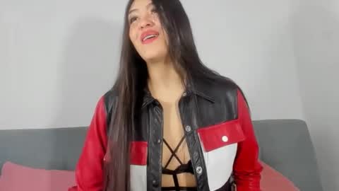 sweet_sophie_7 online show from 13, 1, 2025