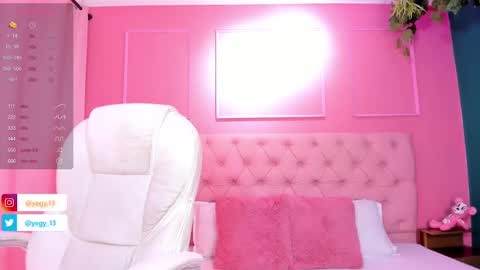 Snapshot of sweet_starxx chatting on 1, 3, 2025 Yeileen online show from 1, 3, 2025