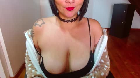 Snapshot of sweet_tammyy chatting on 21, 2, 2025 tammy IG stammy 36 online show from 21, 2, 2025