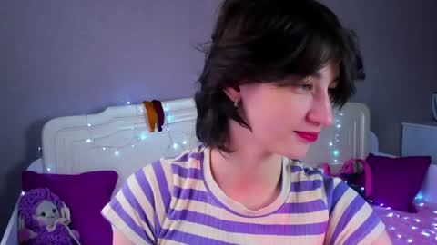 Snapshot of sweet_vanillopa chatting on 9, 7, 2026 Carolina Lu online show from 9, 7, 2026