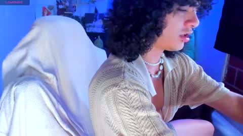 Steven independent model online show from 7, 3, 2025