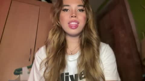 Snapshot of sweetalexa19 chatting on 28, 6, 2026 alexa your one and only queen online show from 28, 6, 2026