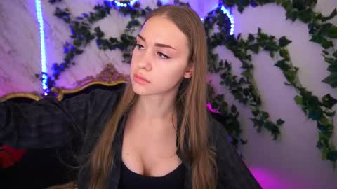 Snapshot of sweetangellic chatting on 14, 9, 2025 SweetAngellic online show from 14, 9, 2025