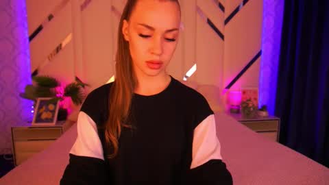 Snapshot of sweetangellic chatting on 6, 10, 2025 SweetAngellic online show from 6, 10, 2025