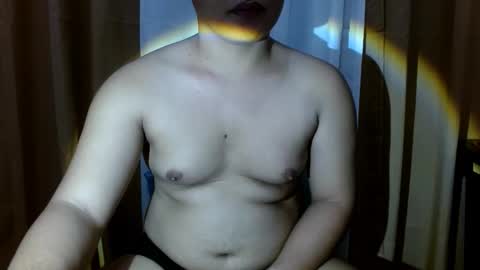 Snapshot of sweetasiangay chatting on 27, 10, 2025 sweetasiangay online show from 27, 10, 2025