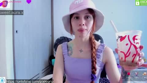 Snapshot of sweetaura0_0 chatting on 28, 4, 2026 SweetAura0 0 online show from 28, 4, 2026