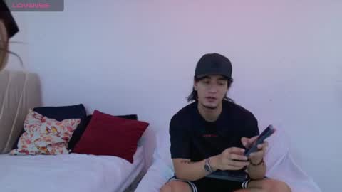 Snapshot of sweetauracouple chatting on 30, 6, 2026 sweetauracouple online show from 30, 6, 2026