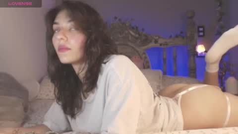 Aurora Rossi online show from 9, 11, 2025