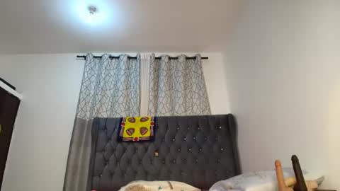 Sweetbigass online show from 27, 5, 2026