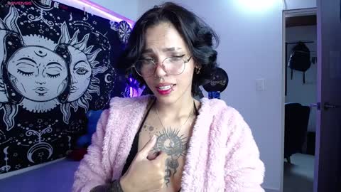 sweetbitter_ online show from 2, 2, 2025