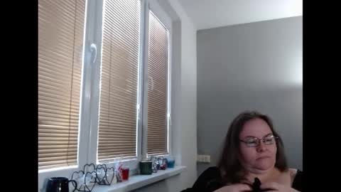 Sweetboobs85h online show from 10, 3, 2025