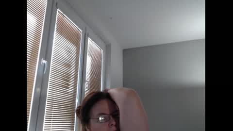 Sweetboobs85h online show from 27, 3, 2026