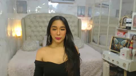 Carla online show from 30, 9, 2025