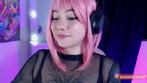       Independent model online show from 10, 10, 2025