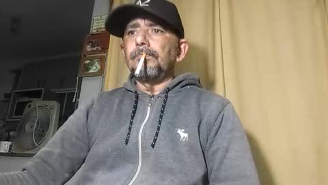 sweetcuervo independent model online show from 9, 4, 2026