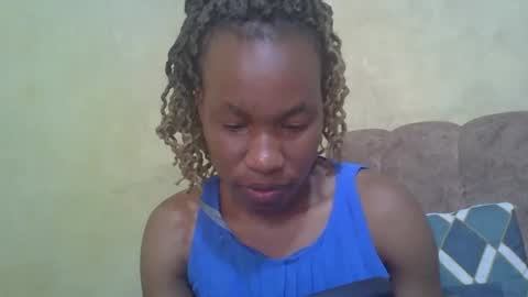 sweetdiva2012 online show from 4, 1, 2025