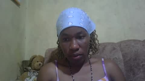 sweetdiva2012 online show from 27, 1, 2025