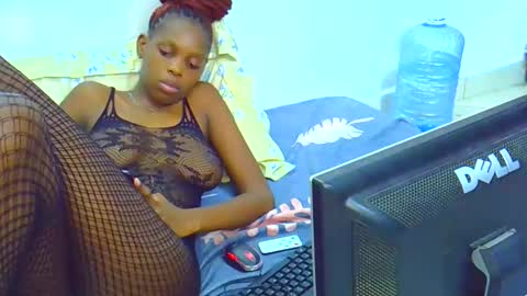 sweetebony123 online show from 22, 10, 2025