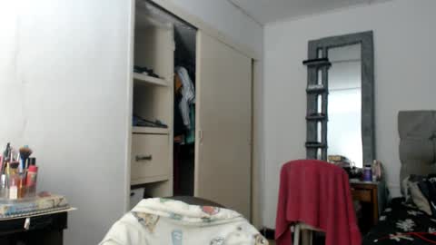 Snapshot of sweetfantasyven chatting on 18, 10, 2025 SWEETFANTASYVEN online show from 18, 10, 2025